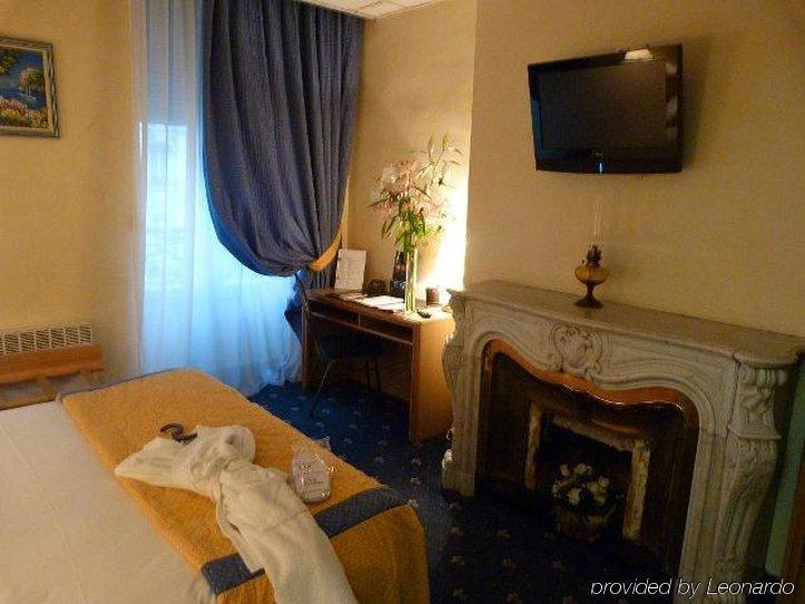 Hotel Foch Lyon Bagian luar foto