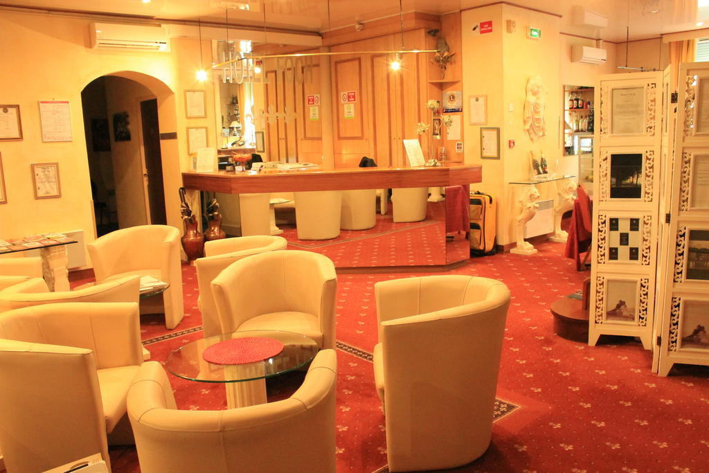 Hotel Foch Lyon Bagian luar foto